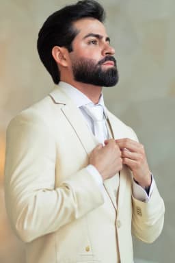Eduardo Helder, barbeiro